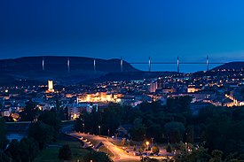 Millau et Viaduc.jpg