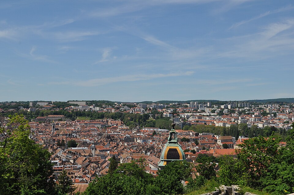 Fichier:Besançon from the Citadel.JPG