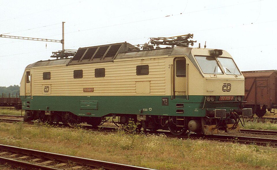 Fichier:Electric locomotive class 150 of České dráhy.jpg